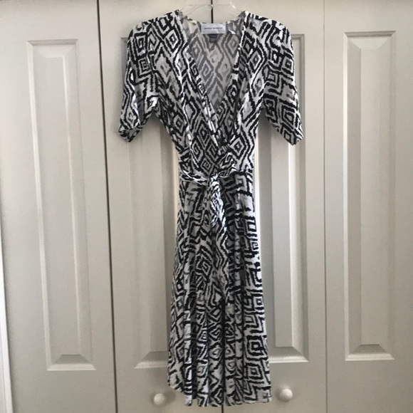 Donna Morgan Maternity Wrap Dress - Picture 1 of 4